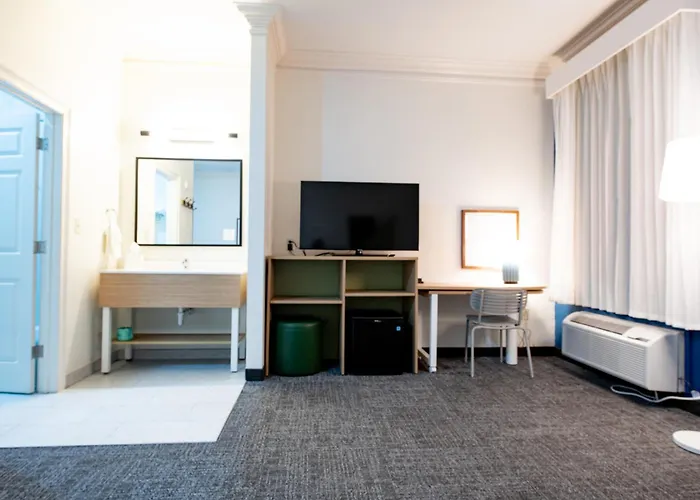 Hotel Spark By Hilton South