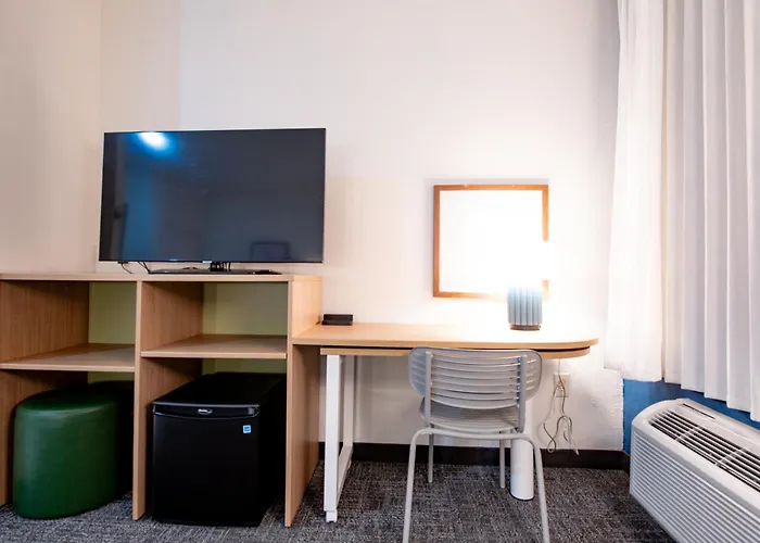 Hotel Spark By Hilton South 3*