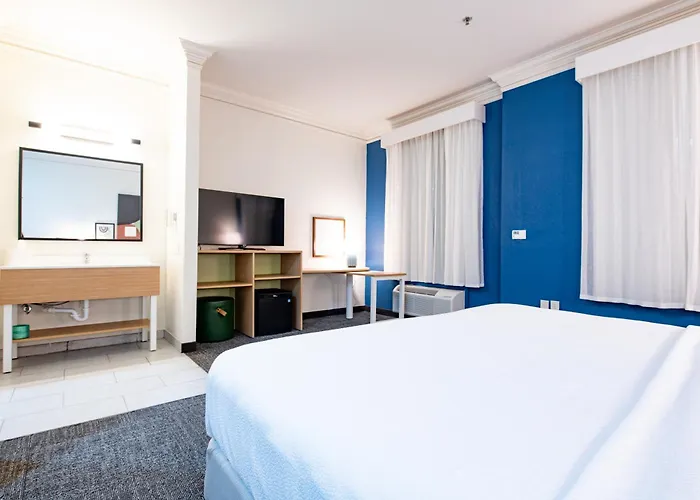 Spark By Hilton South Hotel Lafayette