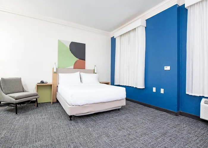 Spark By Hilton South 3* Lafayette