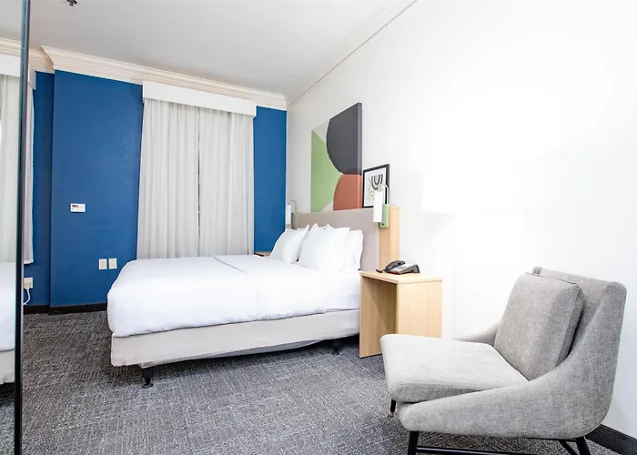 Hotel Spark By Hilton South 3*