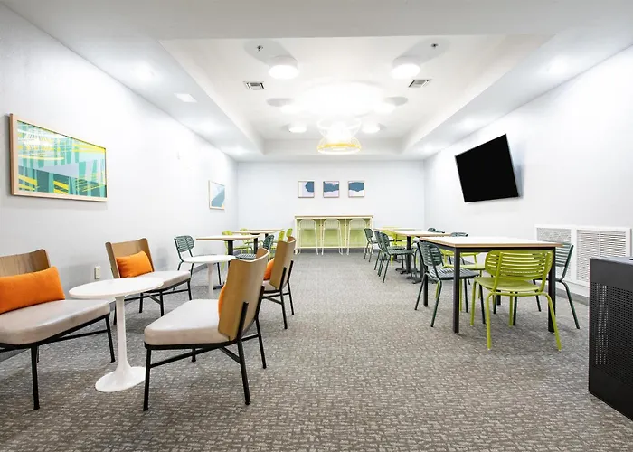 Spark By Hilton South