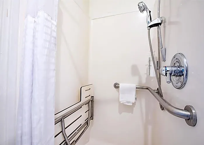 Hotel Spark By Hilton South 3*