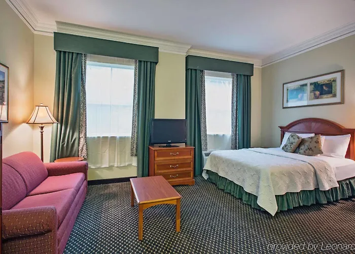 Spark By Hilton South